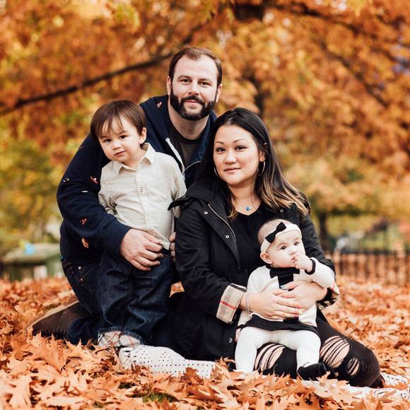 Meet your Posher, Mindy - Picture 1 of 1